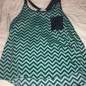 Chevron top